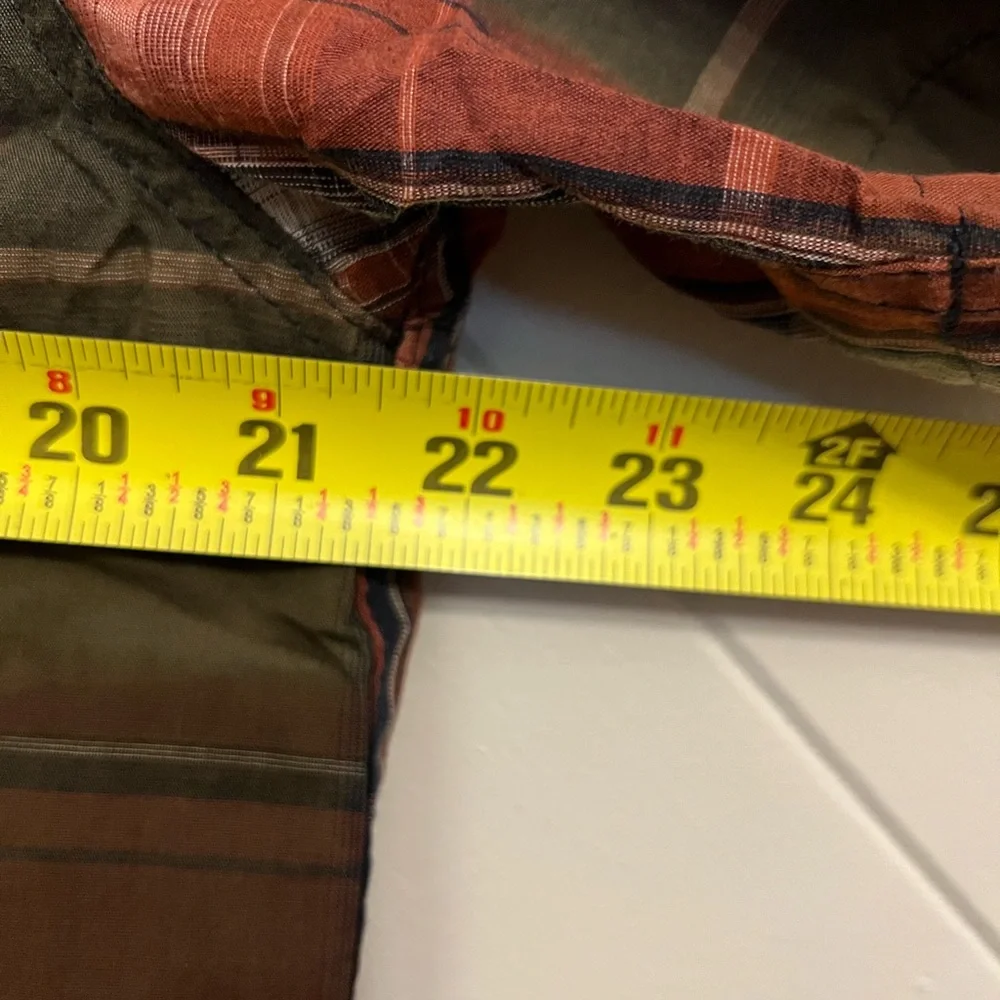 Levi’s‎ plaid short sleeve button-down size L